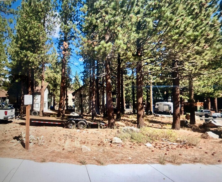 558 Lupin St, Mammoth Lakes, CA à vendre - Autre – Image 3 sur 4