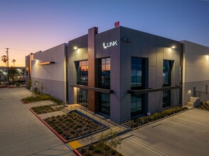 112 W Alondra Blvd, Gardena, CA à louer Photo intérieure– Image 2 sur 16