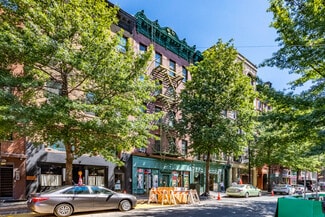 Plus de détails pour 59 W 8th St, New York, NY - Local commercial à louer