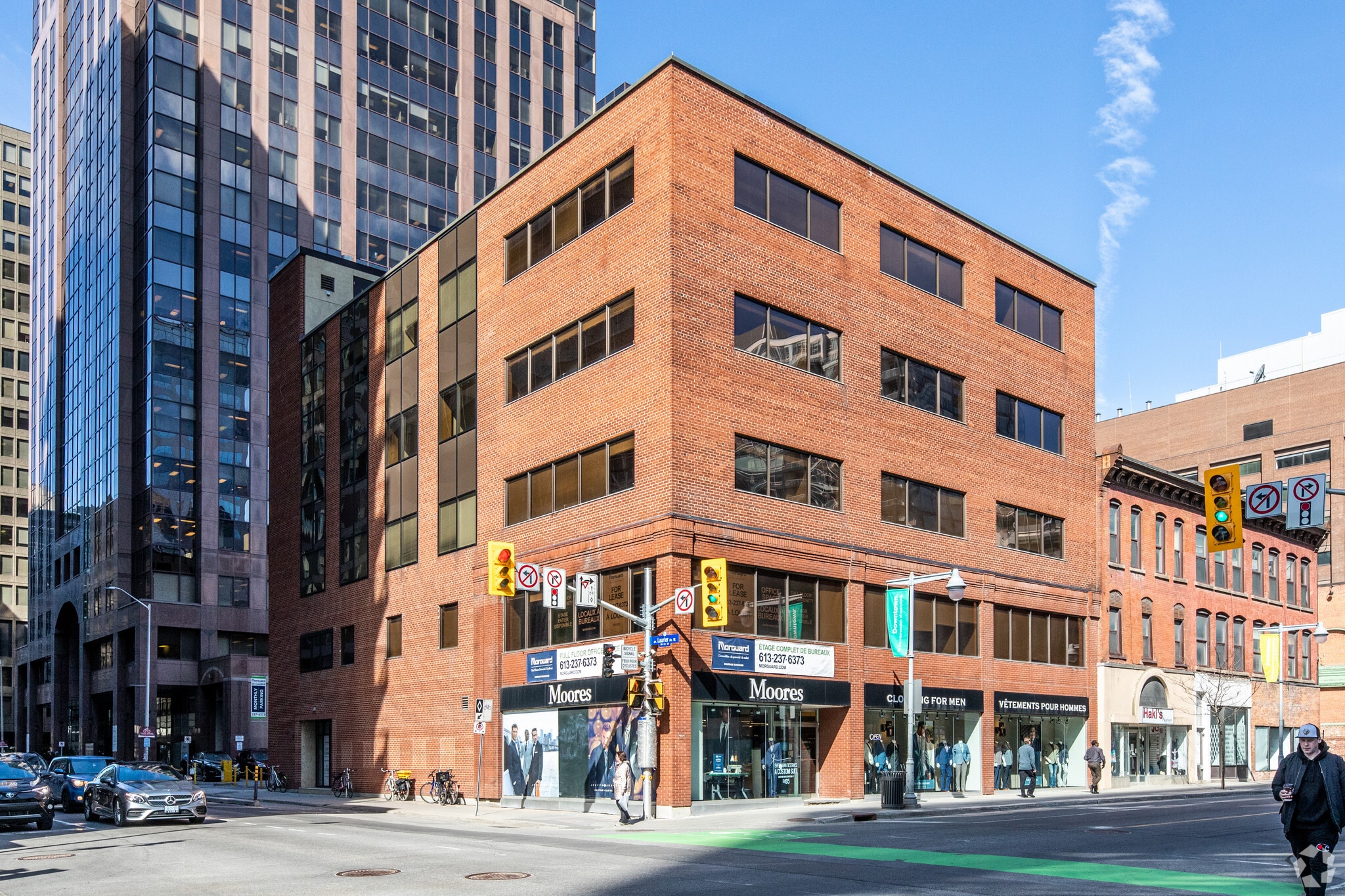 301 Laurier Ave W, Ottawa, ON à louer Photo principale– Image 1 sur 2