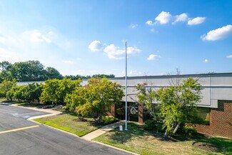 Plus de détails pour 105 Terry Dr, Newtown, PA - Bureau/Médical, Local d'activités à louer