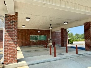 3210 Ray Rd, Spring Lake, NC à louer Photo intérieure– Image 1 sur 6