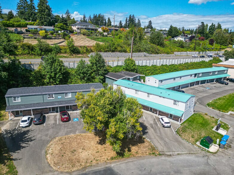 8755 Shoreplace Pl NW, Silverdale, WA à vendre - Photo de l’immeuble – Image 2 sur 25