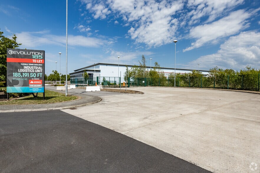 Buckshaw Av, Chorley à louer - Photo de l’immeuble – Image 2 sur 8