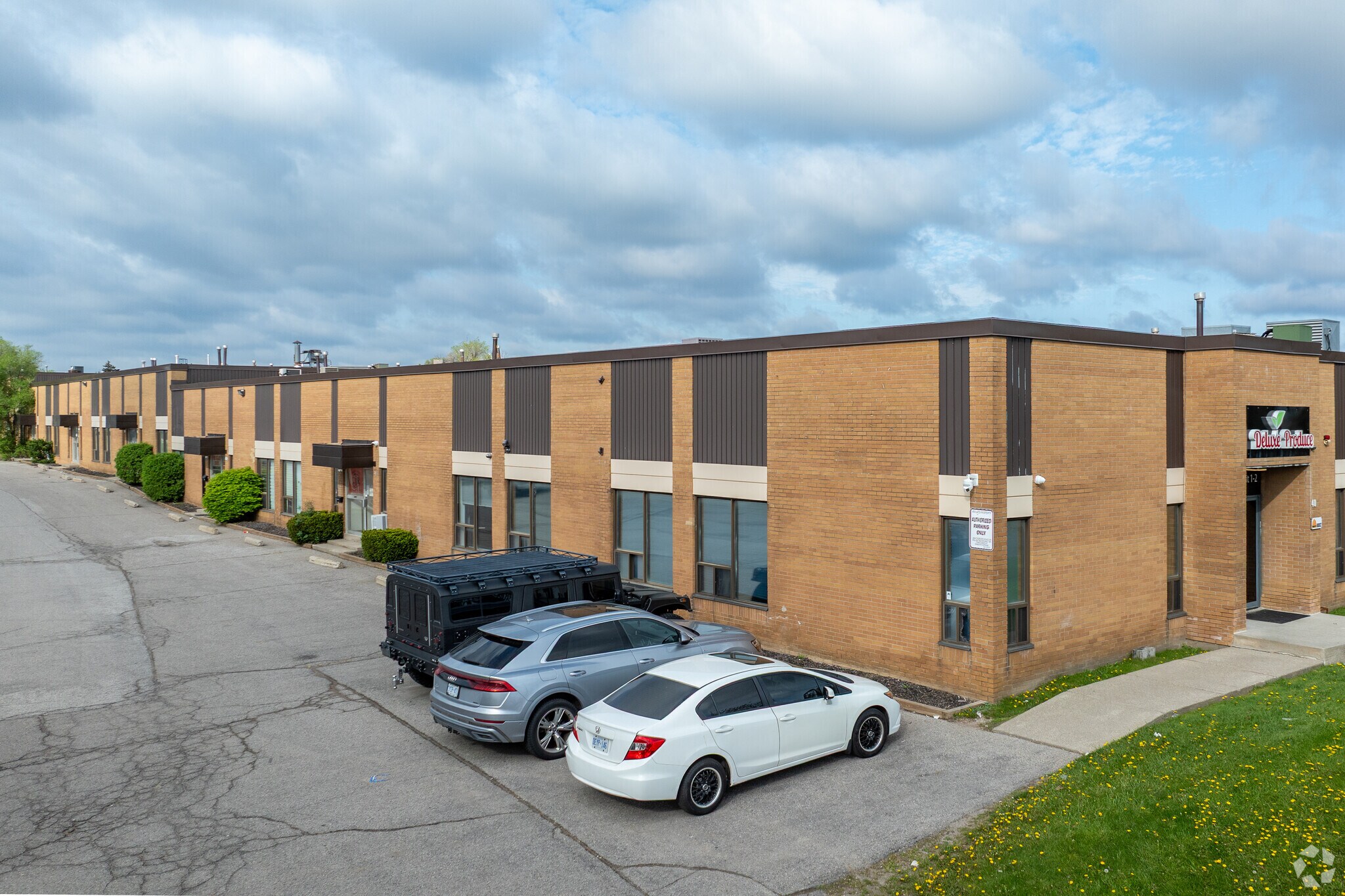 40 Magnetic Dr, Toronto, ON à louer Photo principale– Image 1 sur 3