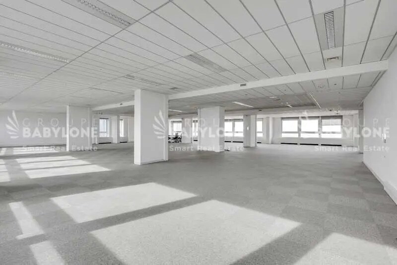 Bureau dans Courbevoie à louer - Photo de l’immeuble – Image 2 sur 13