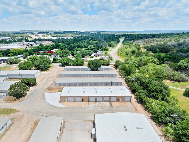 2703 Commerce St, Marble Falls, TX à louer - Photo de l’immeuble – Image 3 sur 7