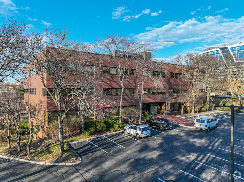 204 Second Ave, Waltham, MA à louer - Photo principale – Image 1 sur 5