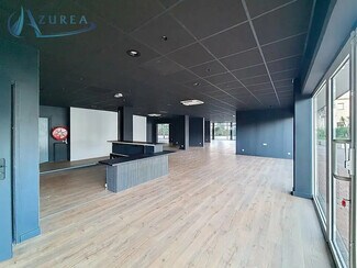 Plus de détails pour Local commercial à louer