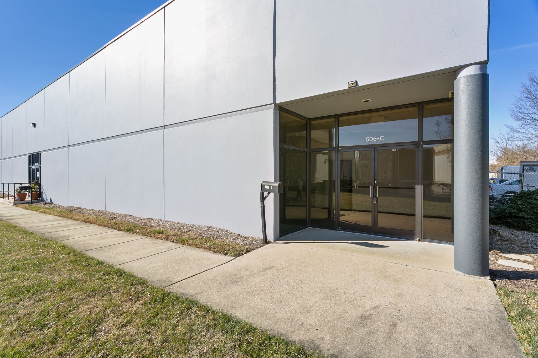 500 Radar Rd, Greensboro, NC à louer Photo de l’immeuble– Image 1 sur 4