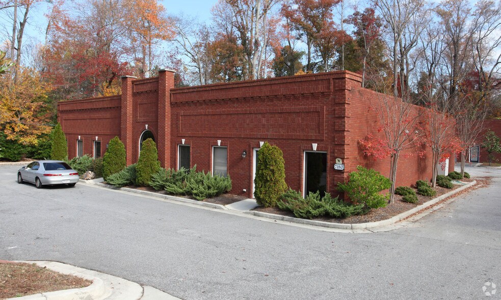 Atlanta MSA | Shallow Bay portefeuille de 3 biens à vendre sur LoopNet.fr - Photo de l’immeuble – Image 1 sur 7