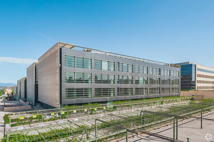 Calle José Echegaray, 6, Las Rozas de Madrid, Madrid à louer - Photo de l’immeuble – Image 3 sur 24