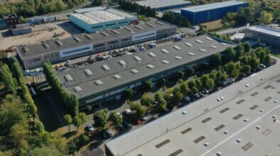 Coignières - Vue aérienne  vue de carte