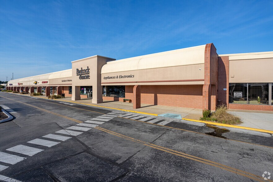 5810-5900 Brainerd Rd, Chattanooga, TN à louer - Photo de l’immeuble – Image 2 sur 10