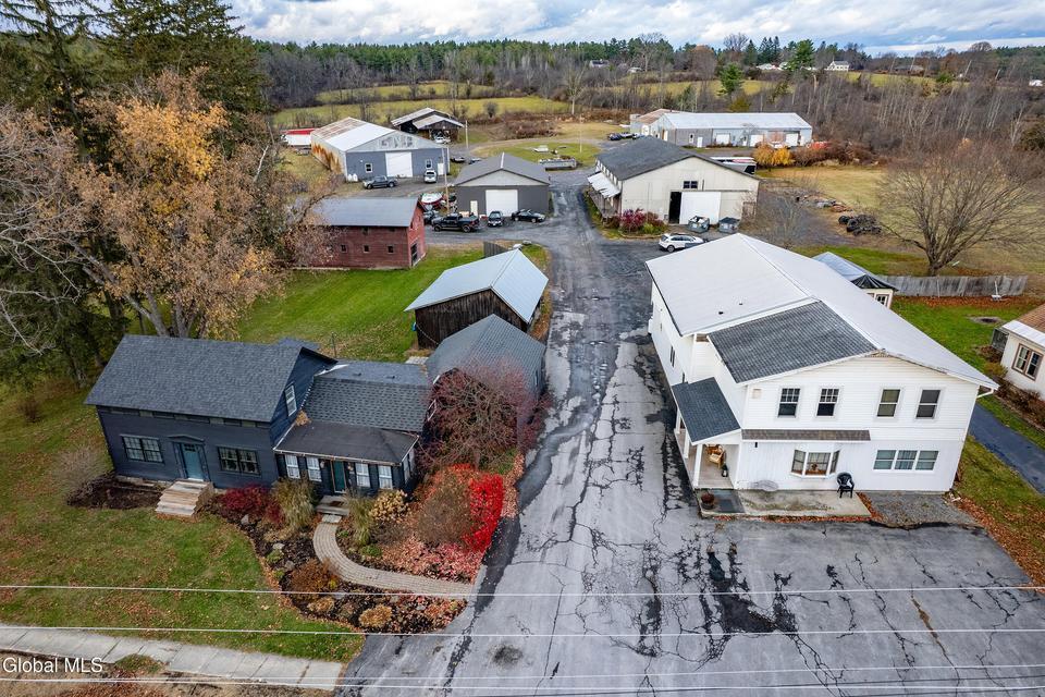 5922-5926 NY-81, Greenville, NY à vendre Photo principale– Image 1 sur 12