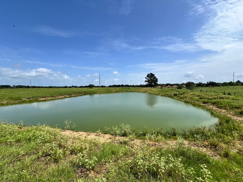 20573 Fontenot Ln, Hempstead, TX à vendre - Photo de l’immeuble – Image 3 sur 19