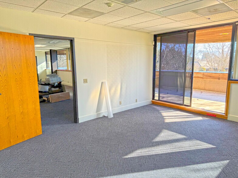 50 Professional Center Dr, Rohnert Park, CA à vendre - Photo intérieure – Image 2 sur 19