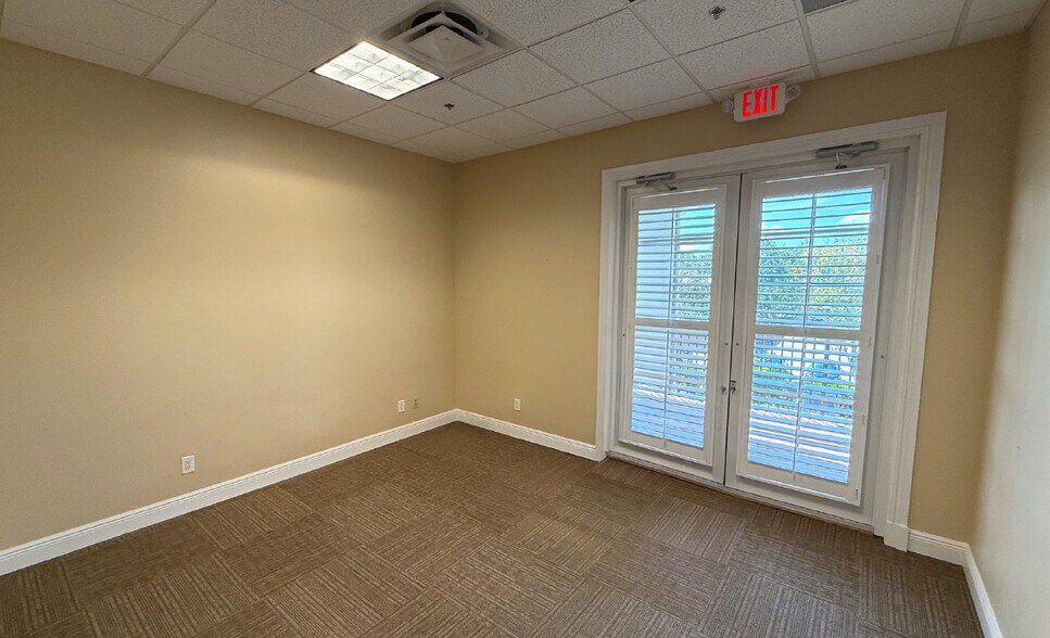 3662 SW 30th Ave, Palm City, FL à louer - Photo de l’immeuble – Image 3 sur 6