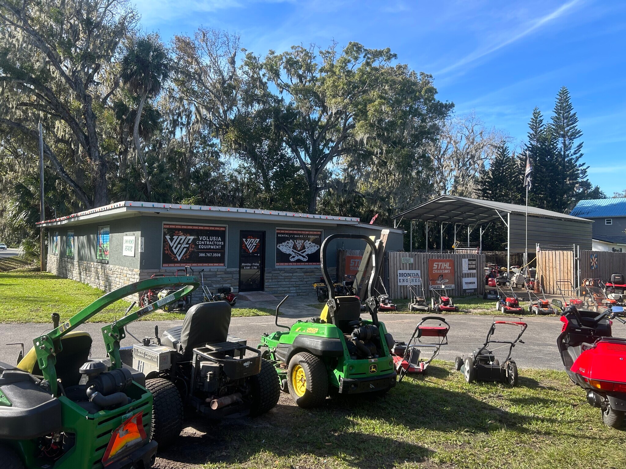 1051 Herbert St, Port Orange, FL à vendre Photo de l’immeuble– Image 1 sur 6