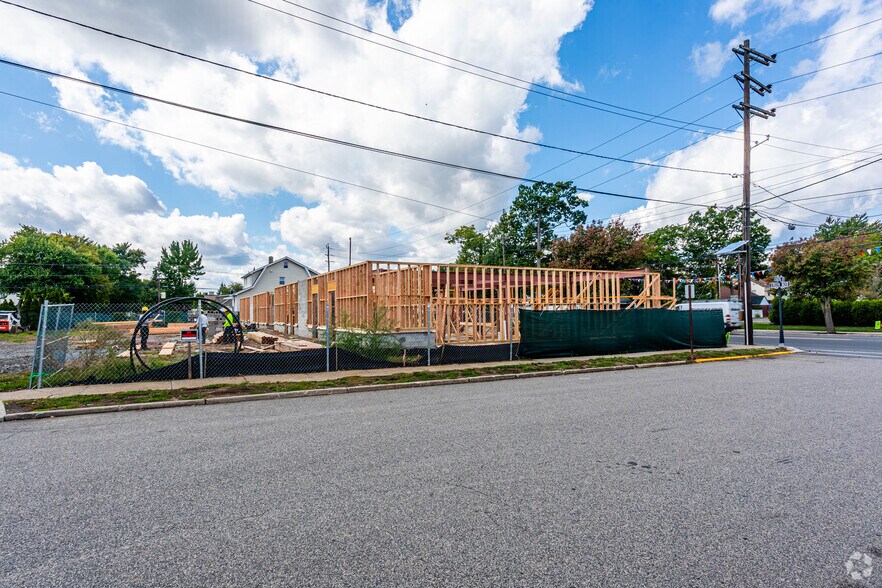 504-506 Union Blvd, Totowa, NJ à louer - Photo de l’immeuble – Image 3 sur 5