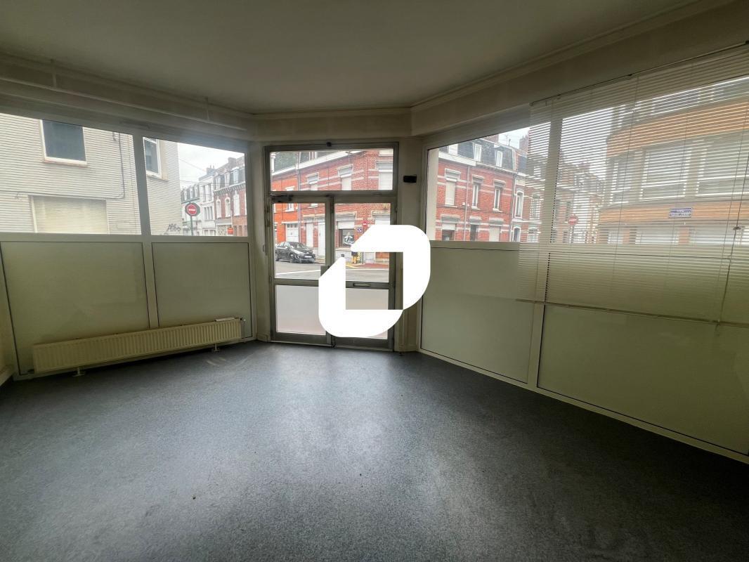 41 Rue Victor Hugo, Lens à louer Photo de l’immeuble– Image 1 sur 10