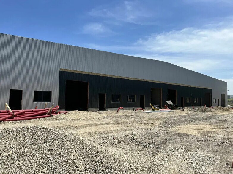 Local d'activités dans Fegersheim à vendre - Photo de l’immeuble – Image 1 sur 12