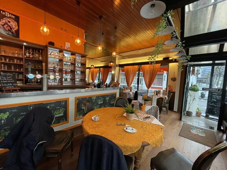 Local commercial dans Le Havre à vendre - Photo intérieure – Image 2 sur 12