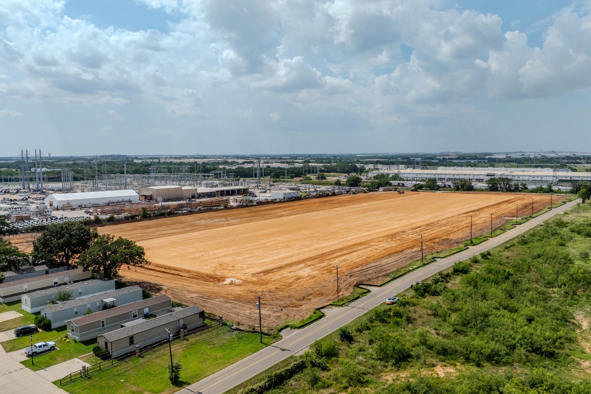 3550 Hardrock Rd, Grand Prairie, TX à louer Photo de la construction– Image 1 sur 3