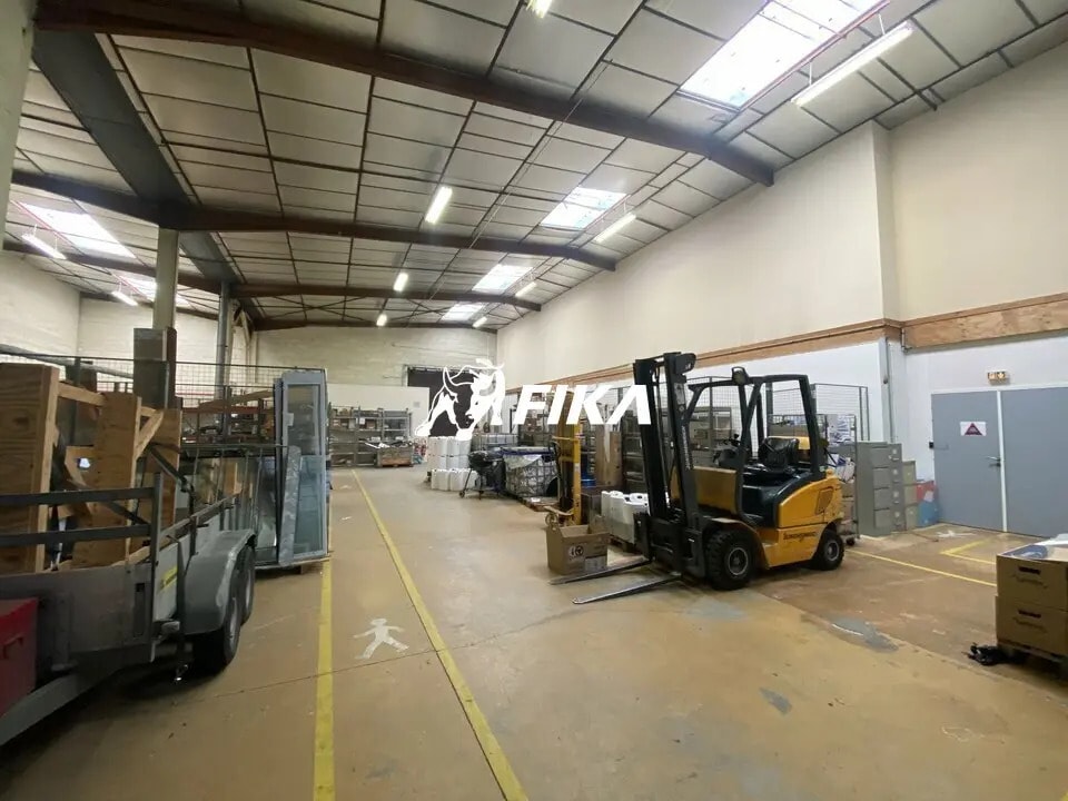 Local d’activités dans Toulouse à louer Photo intérieure– Image 1 sur 13