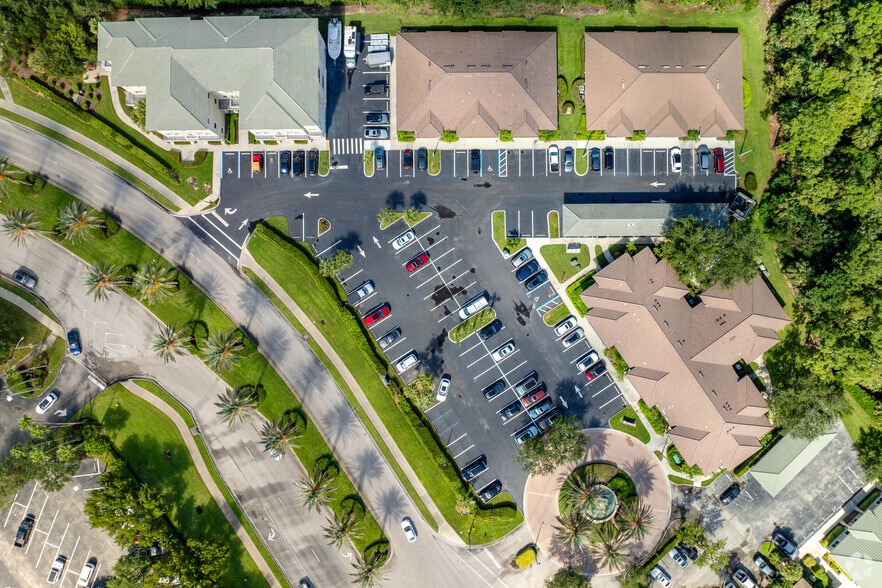 5621 Strand Blvd, Naples, FL à louer - Aérien – Image 3 sur 27