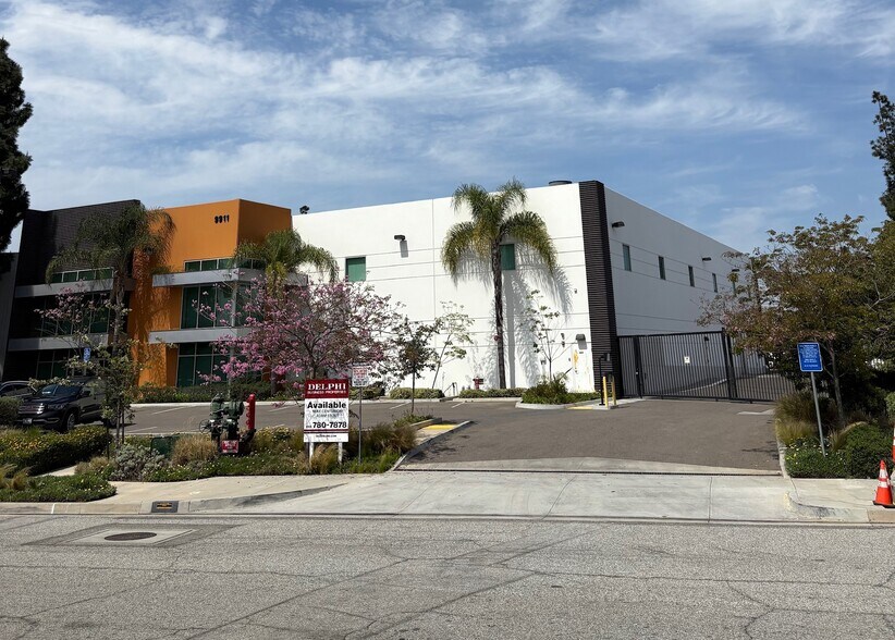 9911 Romandel Ave, Santa Fe Springs, CA à vendre - Photo de l’immeuble – Image 1 sur 8
