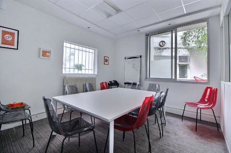 Bureau dans Paris à louer - Photo de l’immeuble – Image 3 sur 13