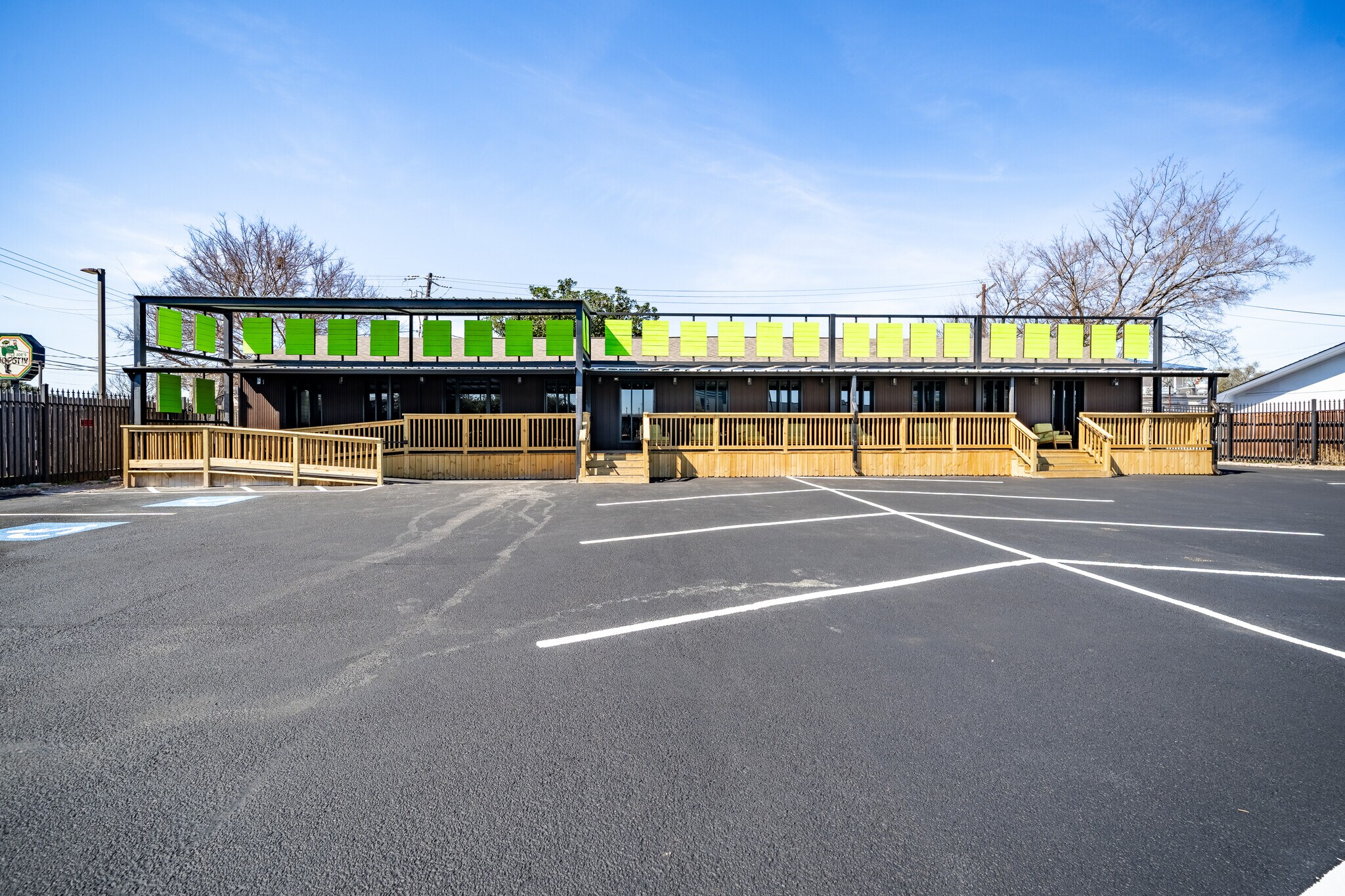 2534 Walnut Bend Ln, Houston, TX à vendre Photo principale– Image 1 sur 32