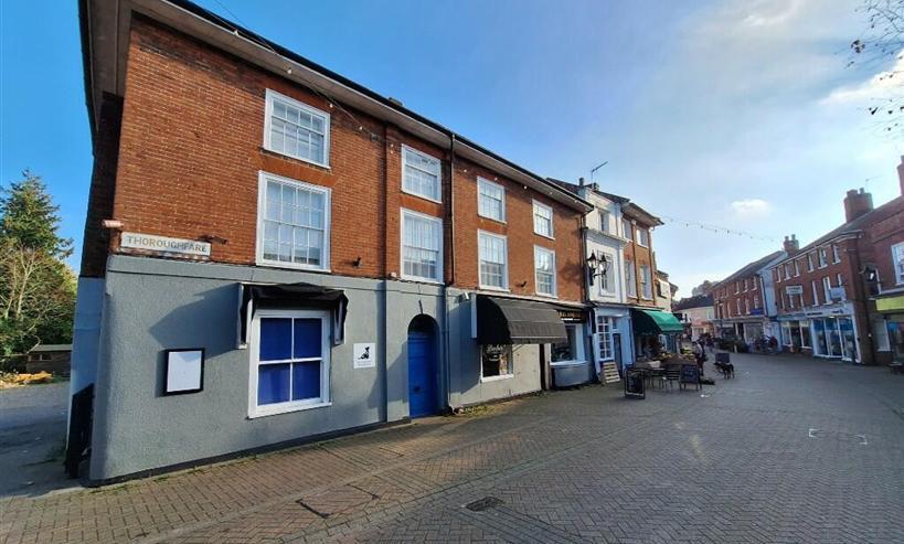 1 Thoroughfare, Halesworth à vendre Photo intérieure– Image 1 sur 7