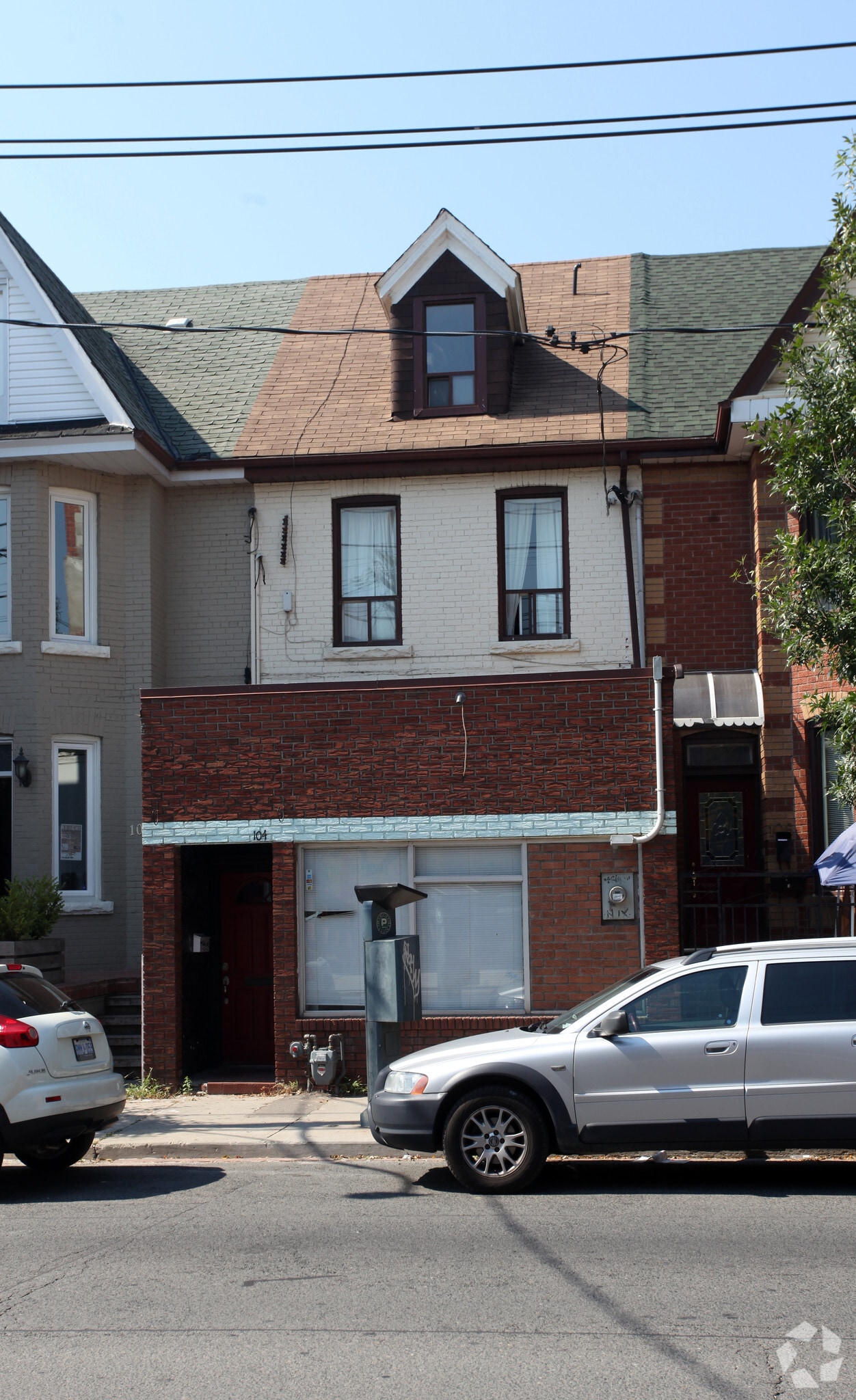 104 Ossington Ave, Toronto, ON à vendre Photo principale– Image 1 sur 3