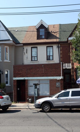 Plus de détails pour 104 Ossington Ave, Toronto, ON - Local commercial à vendre