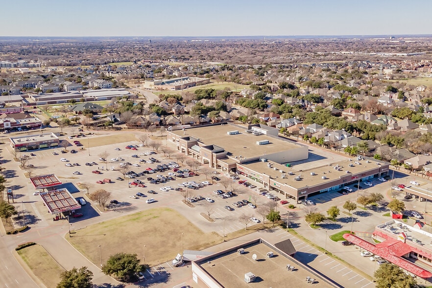 3939 Frankford Rd, Dallas, TX à louer - Photo de l’immeuble – Image 3 sur 4