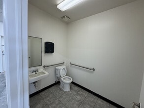 907 Chelsea St, El Paso, TX à louer Photo de l’immeuble– Image 1 sur 11