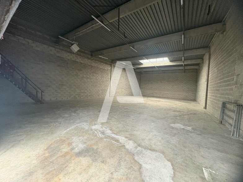 2 Rue De La Noue Guimante, Saint-Thibault-des-Vignes à louer - Photo intérieure – Image 2 sur 9