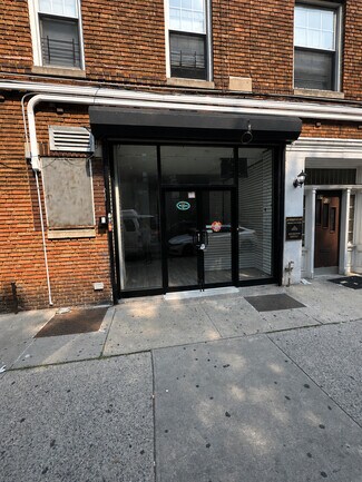 Plus de détails pour 81-02 37th Ave, Jackson Heights, NY - Bureau/Local commercial à louer