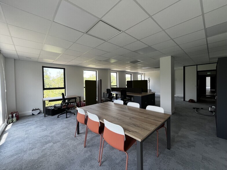 9 Rue Léon Morane, Mérignac à vendre - Photo de l’immeuble – Image 3 sur 9