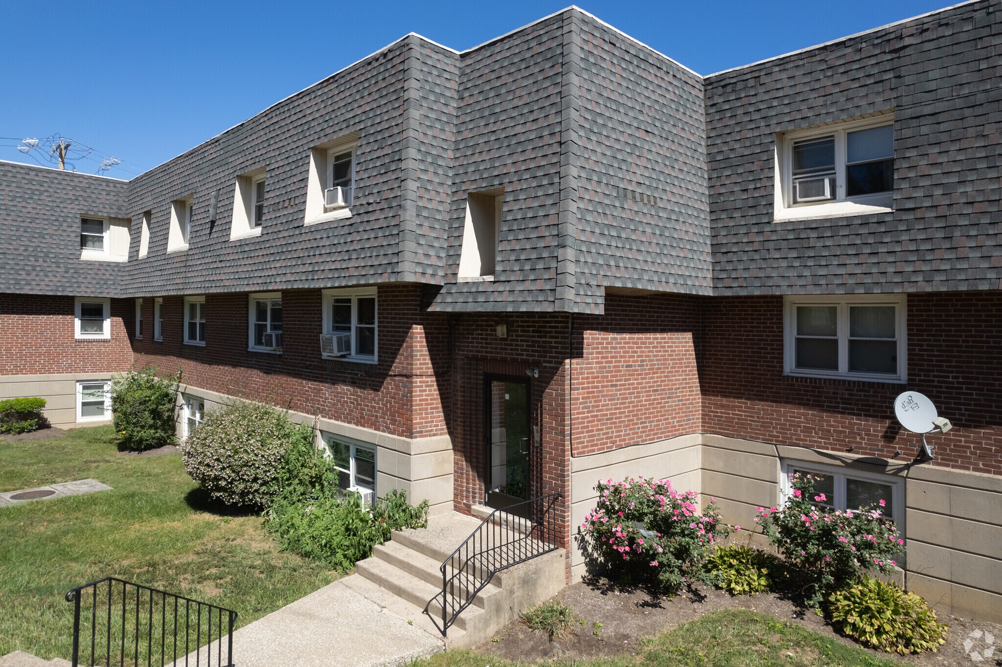 87-89 S State Rd, Upper Darby, PA à vendre Photo principale– Image 1 sur 28