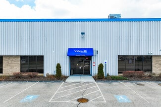 Plus de détails pour 75 Campanelli Pky, Stoughton, MA - Industriel/Logistique à louer
