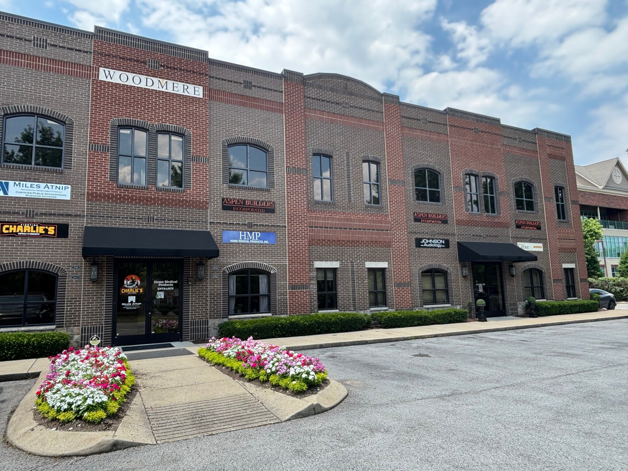 3325 Aspen Grove Dr, Franklin, TN à vendre Photo de l’immeuble– Image 1 sur 22