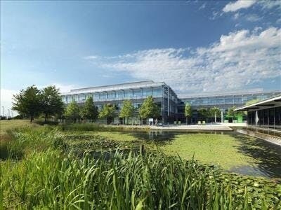 250 South Oak Way, Reading à louer - Photo de l’immeuble – Image 1 sur 6