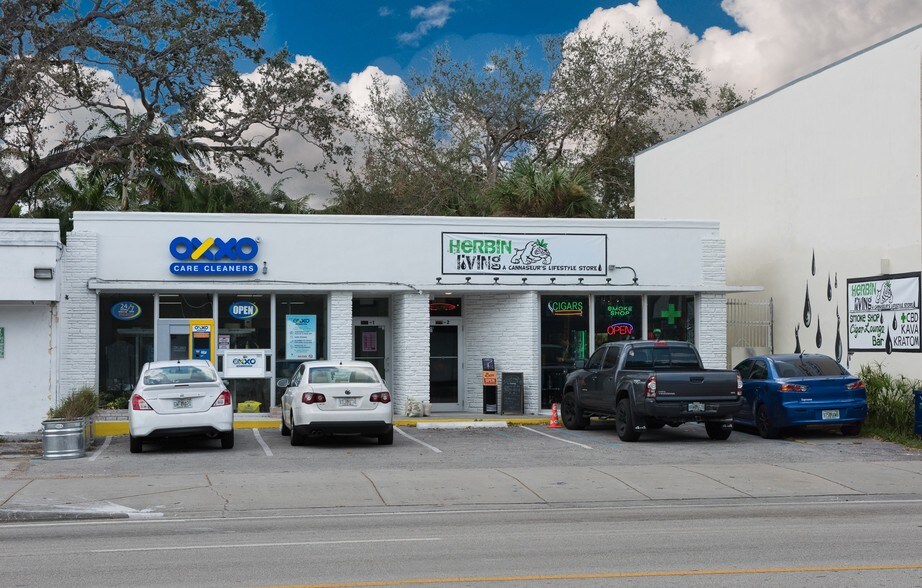 6630 Biscayne Blvd, Miami, FL à louer - Photo de l’immeuble – Image 1 sur 13
