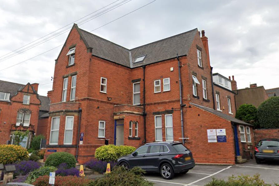 12 Albion Rd, Chesterfield à louer Photo de l’immeuble– Image 1 sur 2