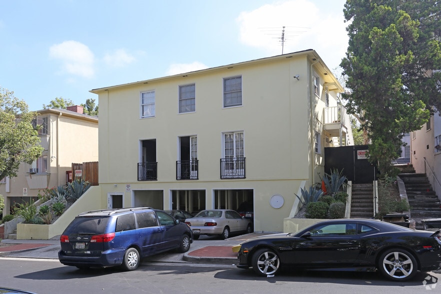 Midvale Avenue portefeuille de 3 biens à vendre sur LoopNet.fr - Photo principale – Image 3 sur 3