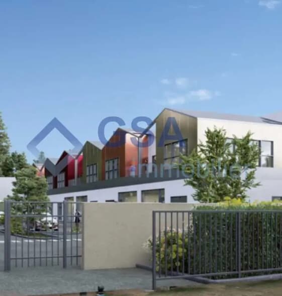 Local d'activités dans Montgeron à vendre - Photo de l’immeuble – Image 1 sur 4