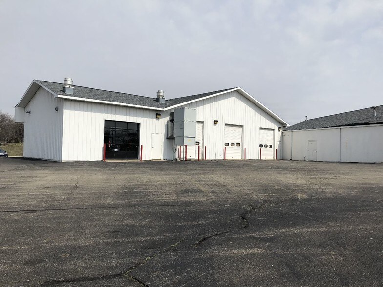 6883 W Main St, Kalamazoo, MI à vendre - Photo de l’immeuble – Image 1 sur 7
